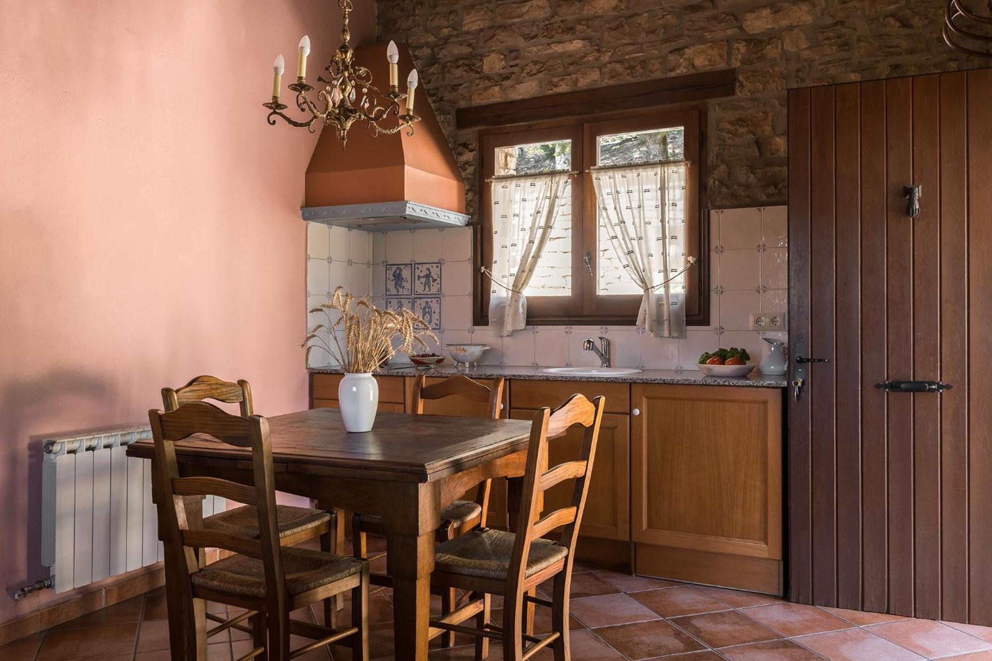 Country house Cal Carulla L'Astor